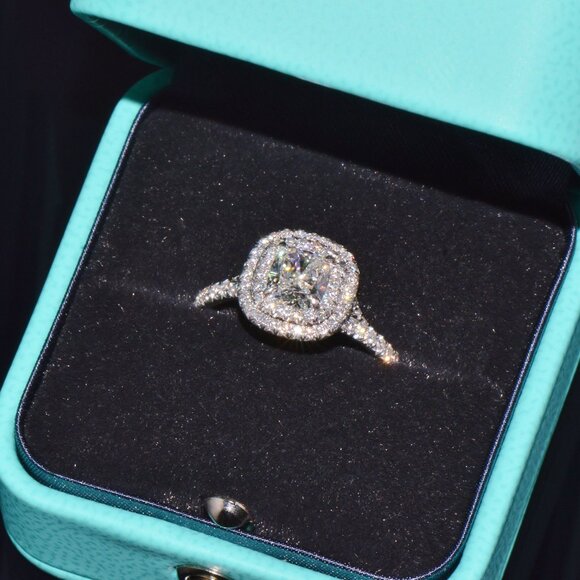 Genuine Tiffany & Co. Natural 1.30Cts Diamond Soleste Platinum Engagement Ring - Picture 2 of 13